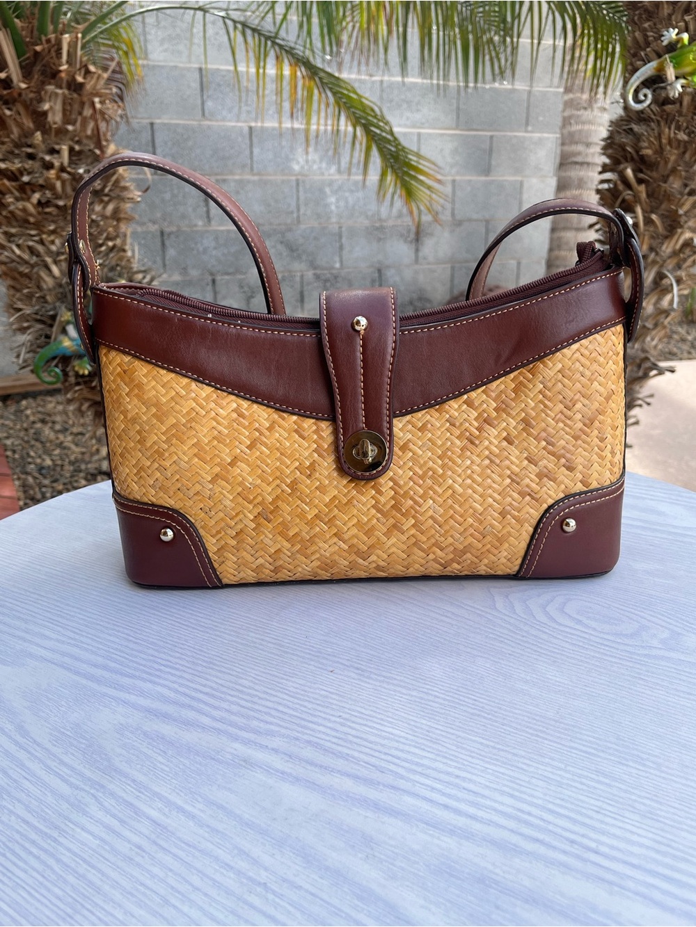 Etienne Aigner Vintage Woven Straw Shoulder Bag with Brown Leather Trim - Picture 5 of 10